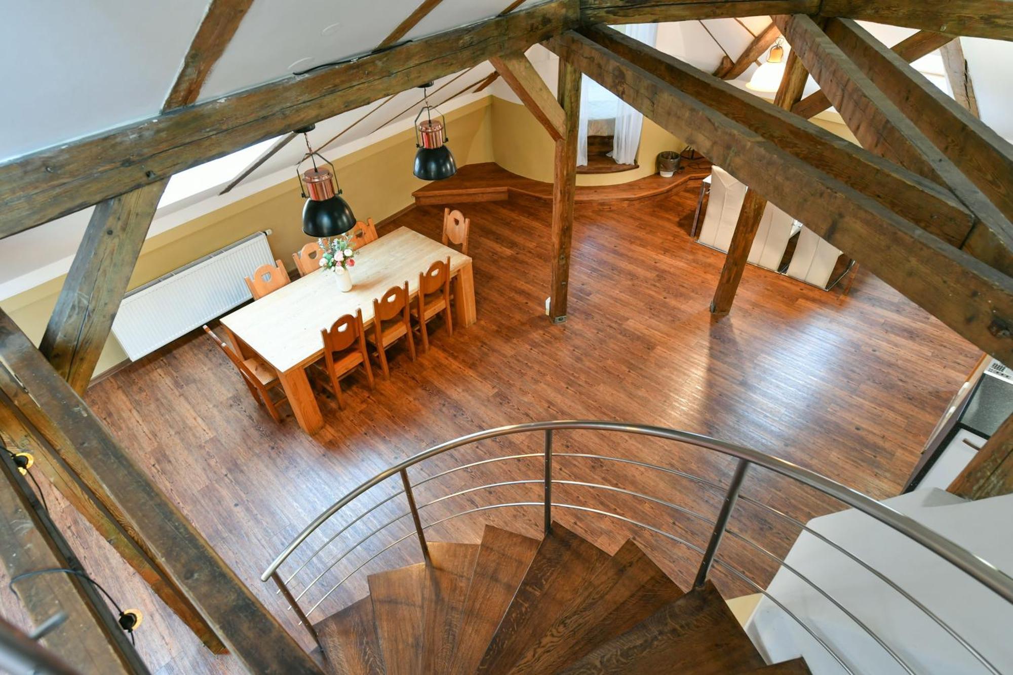 Amazing Charles Bridge Apartment Prag Exteriör bild